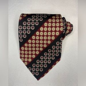 Nautica Silk Necktie Red Blue Geometric Tie